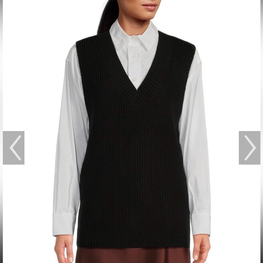 Gianni Bini Classic Black V-Neck Sweater Vest